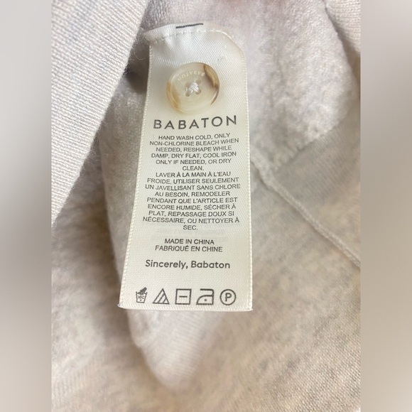 Babaton Merino Wool Cropped Cardigan Woman’s Small Beige Button Front V Neck - Picture 7 of 10